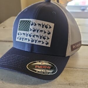 Columbia Flexfit Navy and Gray Flag Pattern Cap